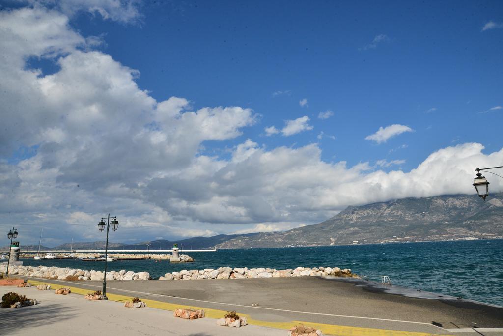 Hotel Korinthos Стая снимка