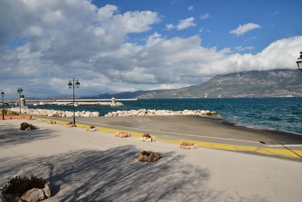 Hotel Korinthos Стая снимка